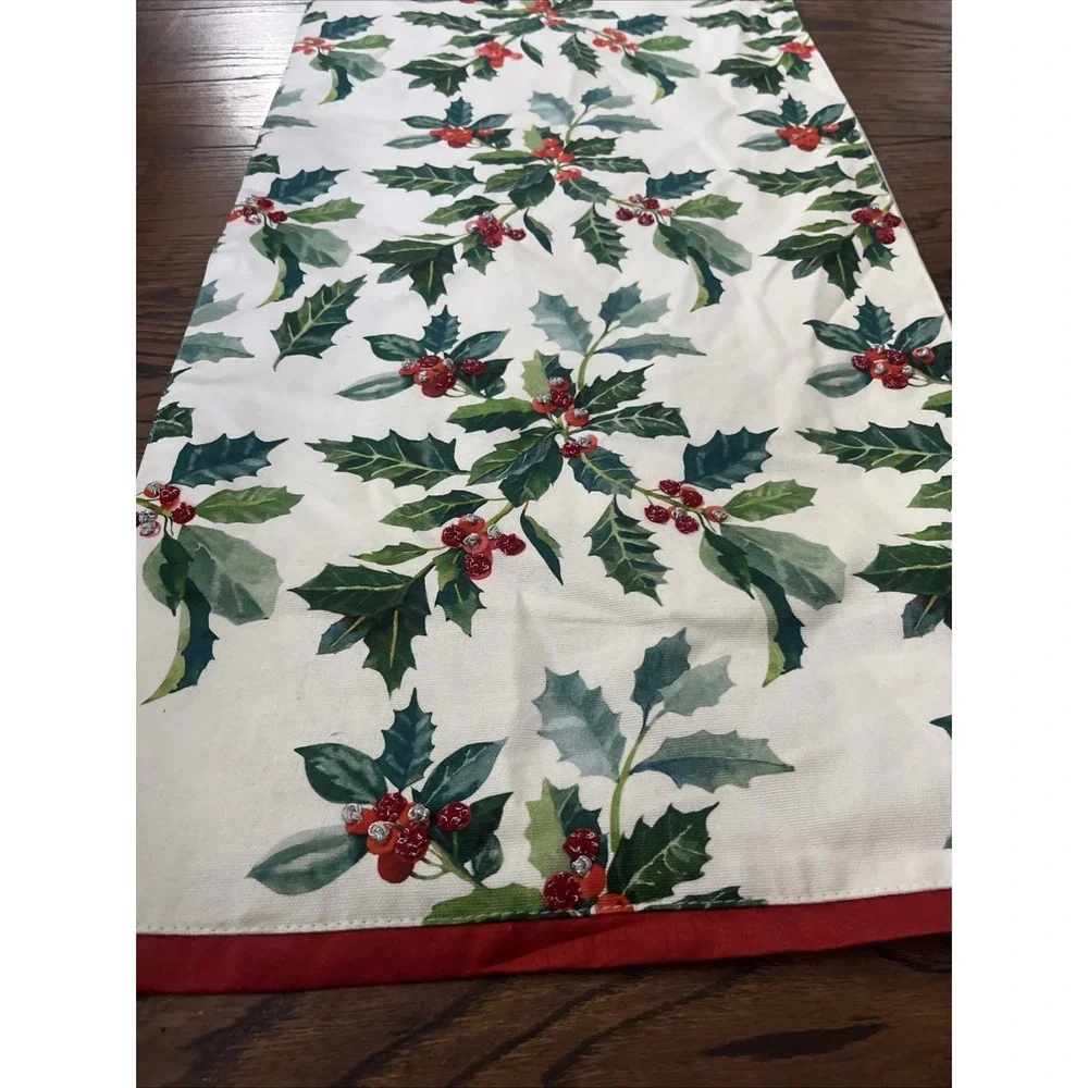 Secret Celebrity Table Runner Christmas Holly Red Green Embroidered 14